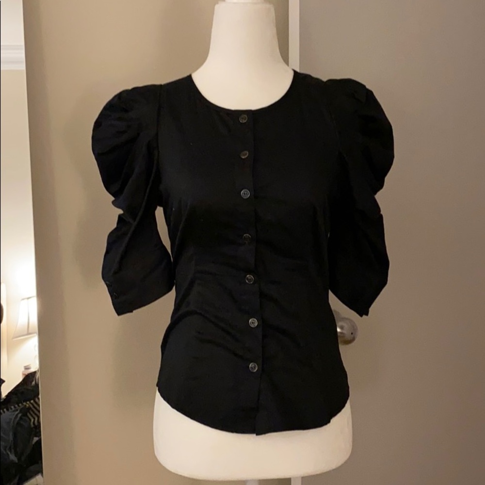 New fitted dress shirt with puffy sleeves